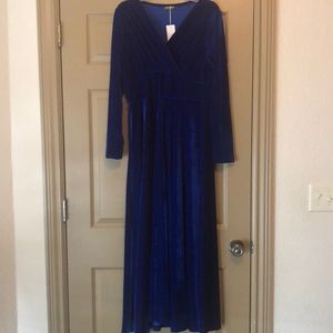 NWT XL beautiful royal blue velvet evening dress